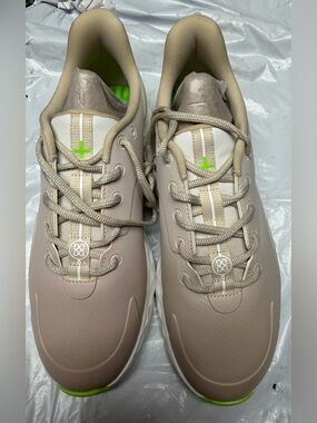 Gfore women’s 9.5 MG4+ golf shoes- new no box